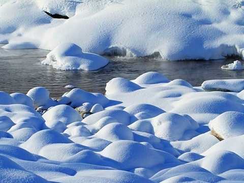 Winter scenery of Kelan river in Xinjiang