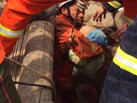 Two-year-old rescued from well after 20 hours